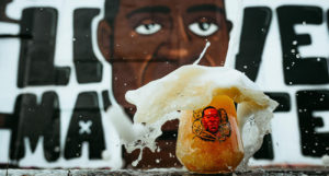 Beer-Chronicle-George-Floyd-Glass-_0002_-nicky-davis-george-floyd-mural-2-josh-olalde
