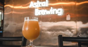 Beer-Chronicle-Houston-Astral-Nebulous-Pale-Ale-tap-room