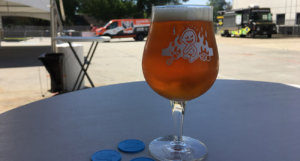 Beer-Chronicle-Houston-Beer-11-Below-Brewing-2nd-Anniversary-Big-Mistake_0003_limited-edition-glass