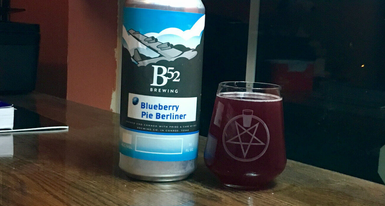 Beer-Chronicle-Houston-Craft-Beer-Review-B-52-Blueberry-Pie-Berliner-Crowler-Next-To-Full-Glass