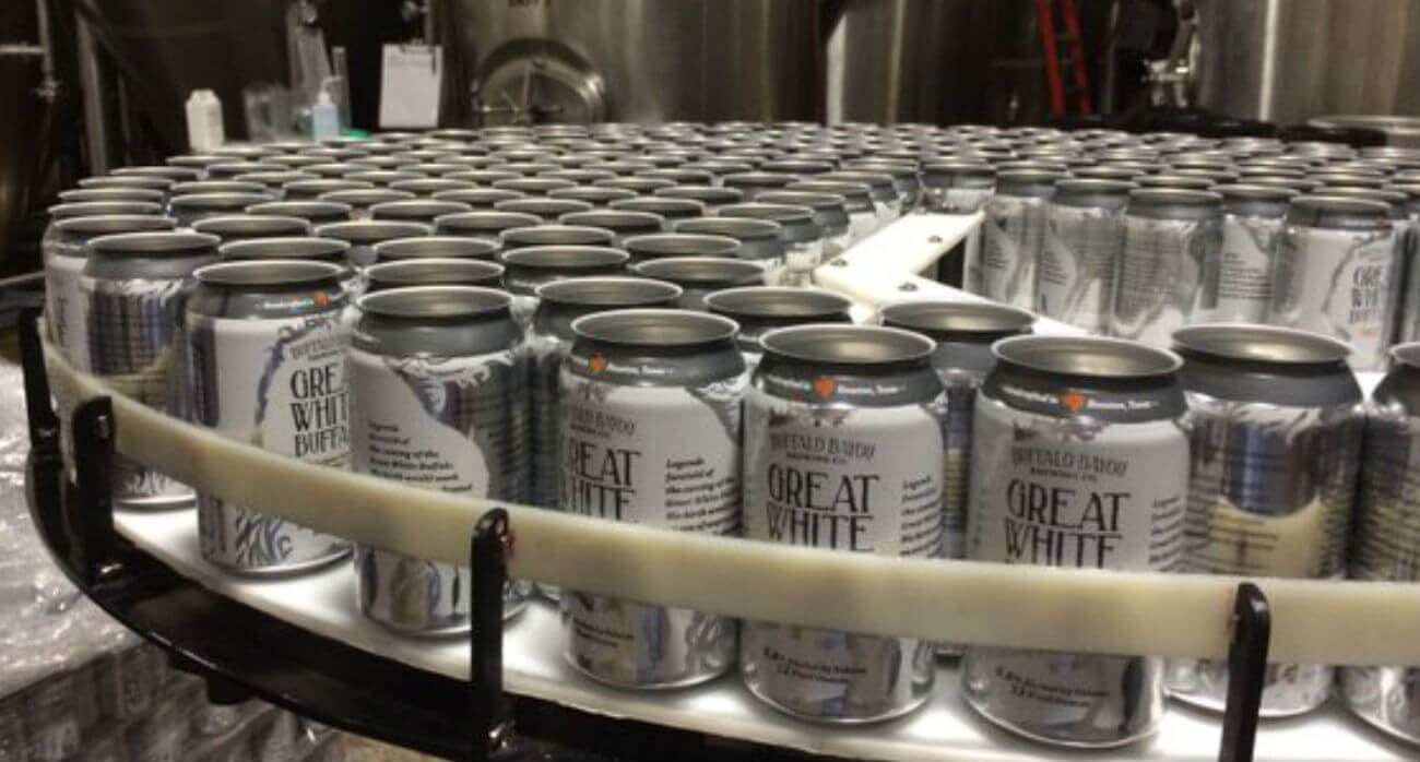 Beer-Chronicle-Houston-Craft-Beer-Review-Great-White-Buffalo-Cans-At-Factory-Assembly-Line