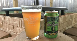 beer-chronicle-houston-craft-beer-review-hop-gusher-beer-in-pint-glass-with-can