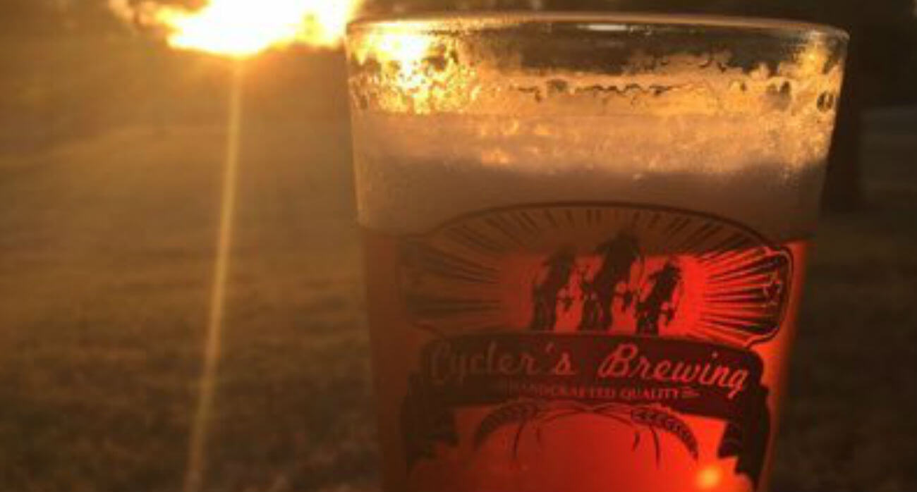 beer-chronicle-houston-craft-beer-review-ryed-hard-beer-glass-with-sunset