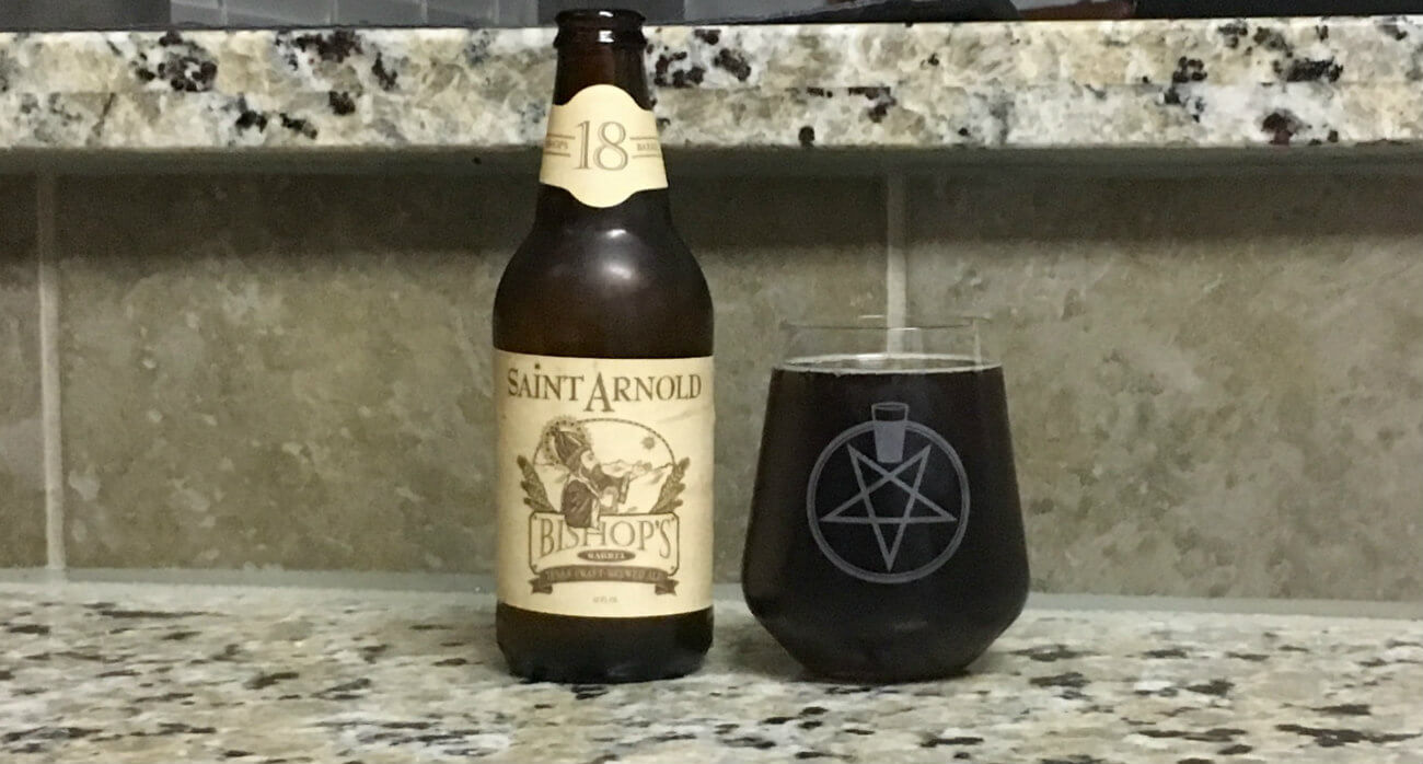 Beer-Chronicle-Houston-Craft-Beer-Review-Saint-Arnold-Bishops-Barrel-18-Full-Stemless-Glass-Next-To-Bottle