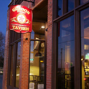Beer-Chronicle-Houston-Craft-Beer-Review-gordon-street-tavern-outside
