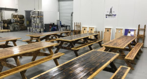 beer-chronicle-houston-craft-beer-review-spindletap-guide-picnic-tables