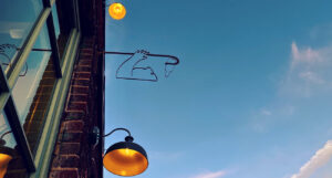 beer-chronicle-houston-tradebait-travel-ATL-halfway-crooks-sign