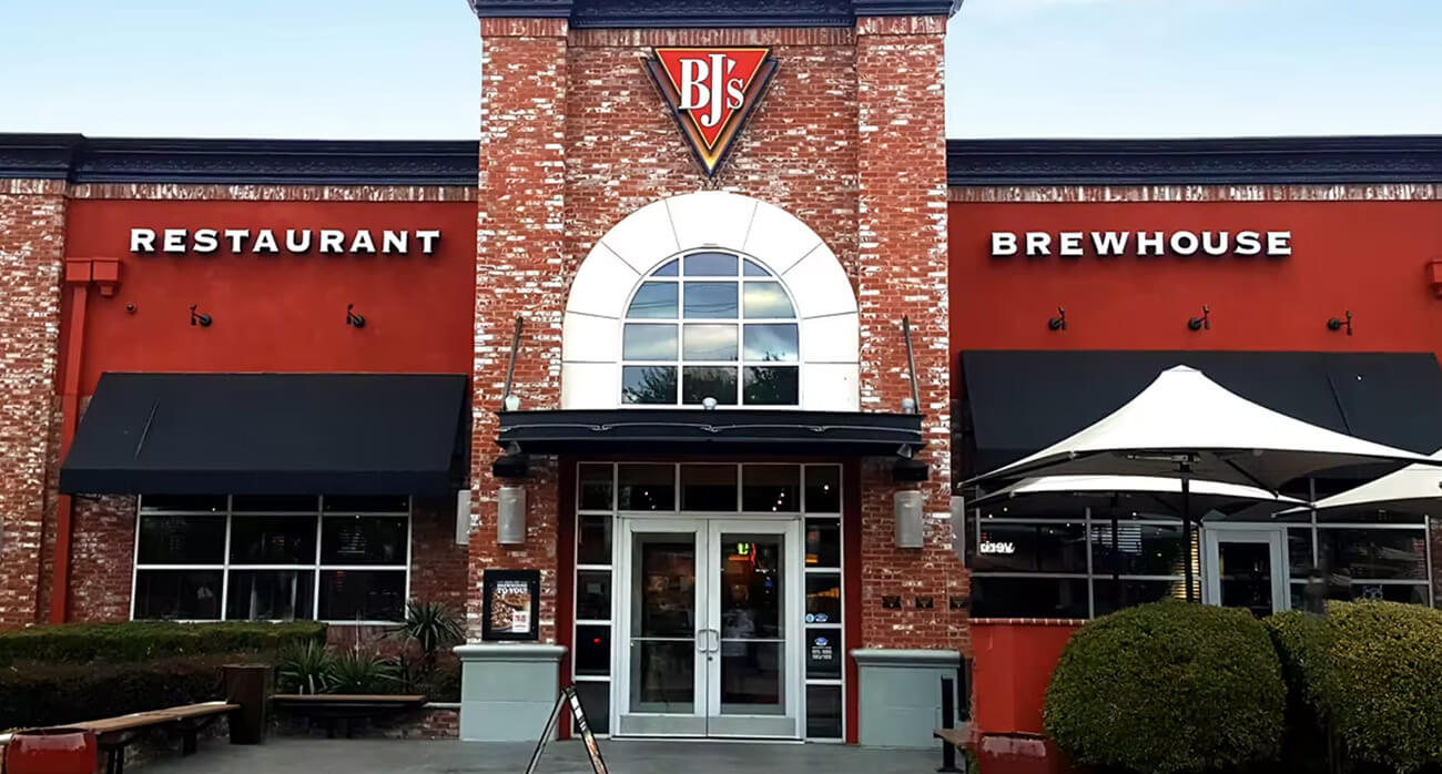 beer-chronicle-houstons-best-craft-beer-restaurants-_0005_-bjs-restaurant-and-brewhouse-clear-lake